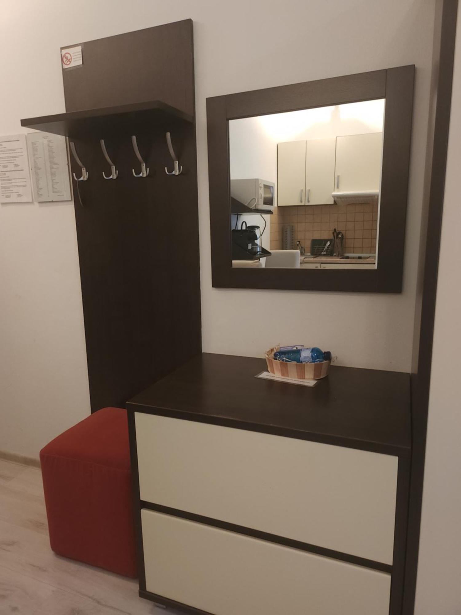 Appartamento Apartmán ELIZABETH Bešeňová Esterno foto